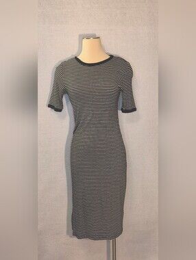 Black And Black And White Striped Bodycon Dress for Sale up to 90% Off:  Poshmark